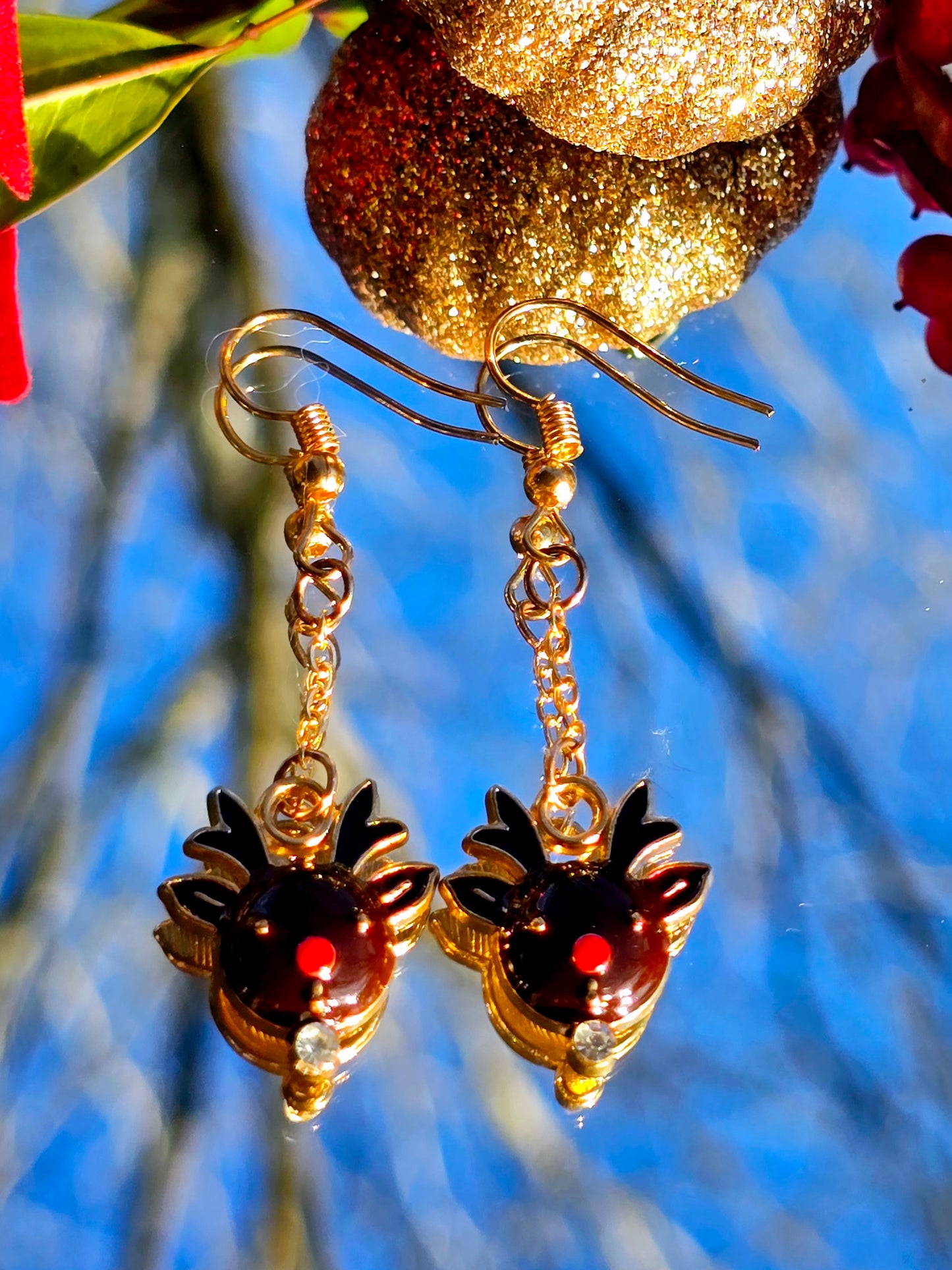 Christmas Cheer Dangle Earrings