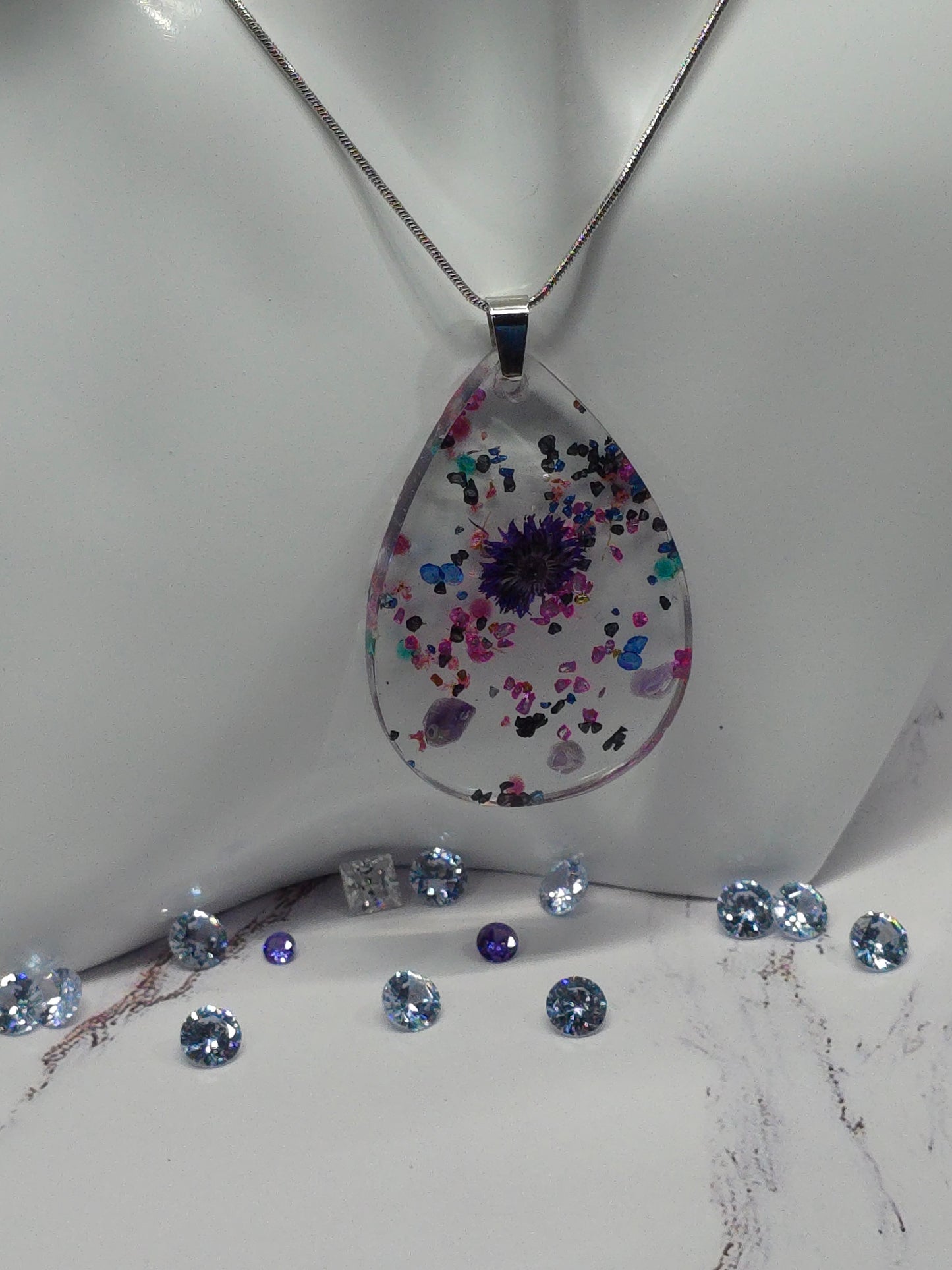 Teardrop Flower Resin Necklace