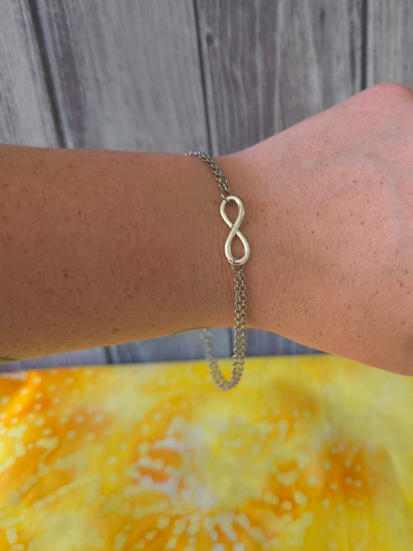 Stunning Silver infinity Bracelet