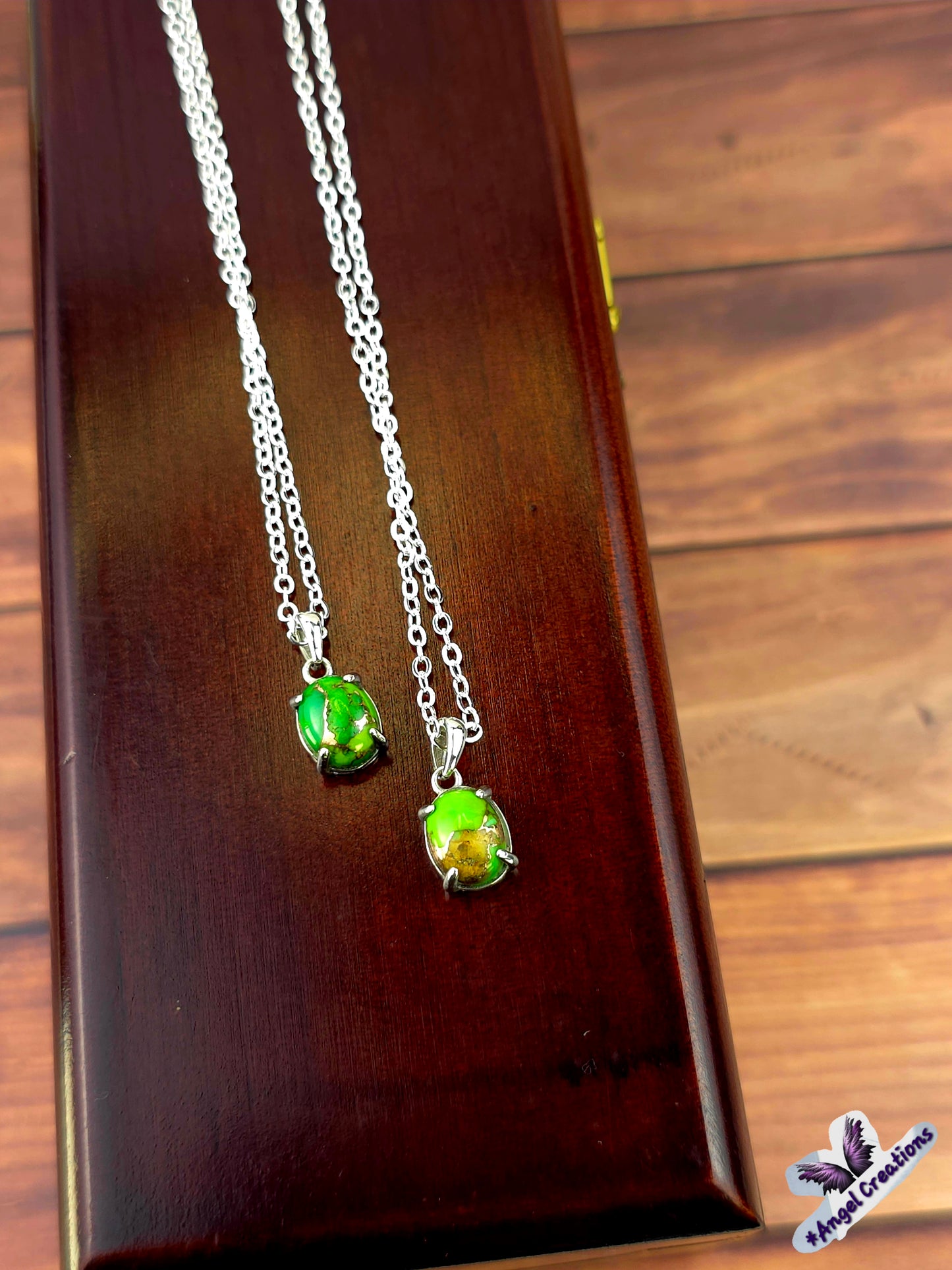 Sterling Silver Necklace Featuring A Turquoise Stone.